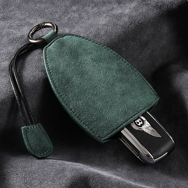 Alcantara Car Key Bag Fashionable Unisex Pull Keychain Suitable for Bentley Red Flag Lincoln