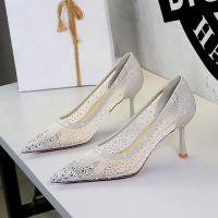 2626-1 European and American style sexy banquet, sparkling rhinestone mesh, pointed shallow mouth, one foot pedaling, slim high heels, fashionable women's shoes