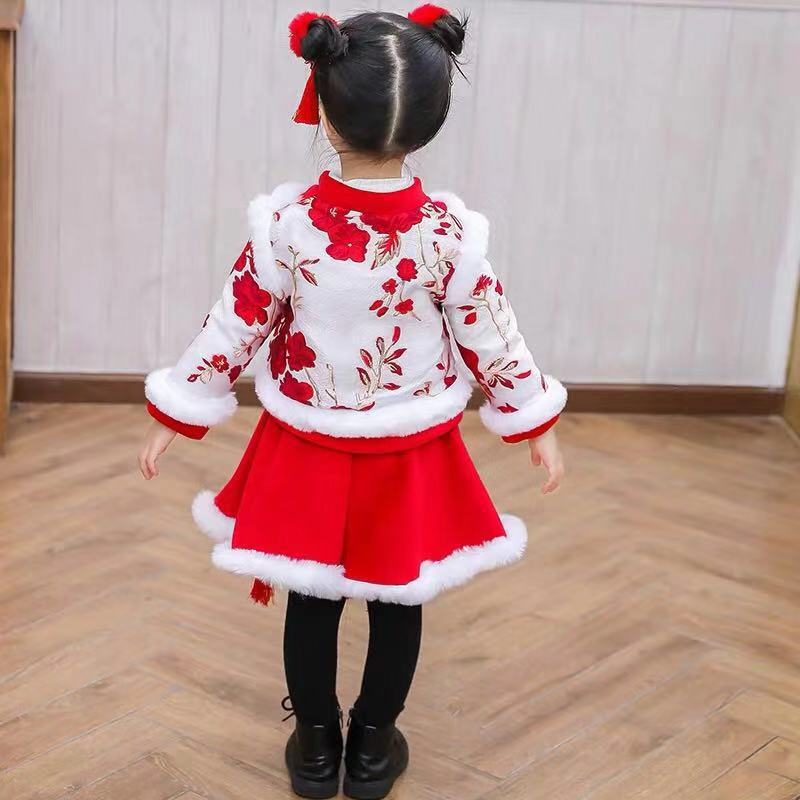 Hanfu Winter Girls 2024 Nuevos niños Feliz año nuevo Año nuevo Saludos de Año Nuevo Chica Año Nuevo Estilo chino Traje Tang Invierno