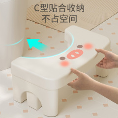 トイレの腰掛けを厚くして足の腰掛けをします。トイレにしゃがみます。