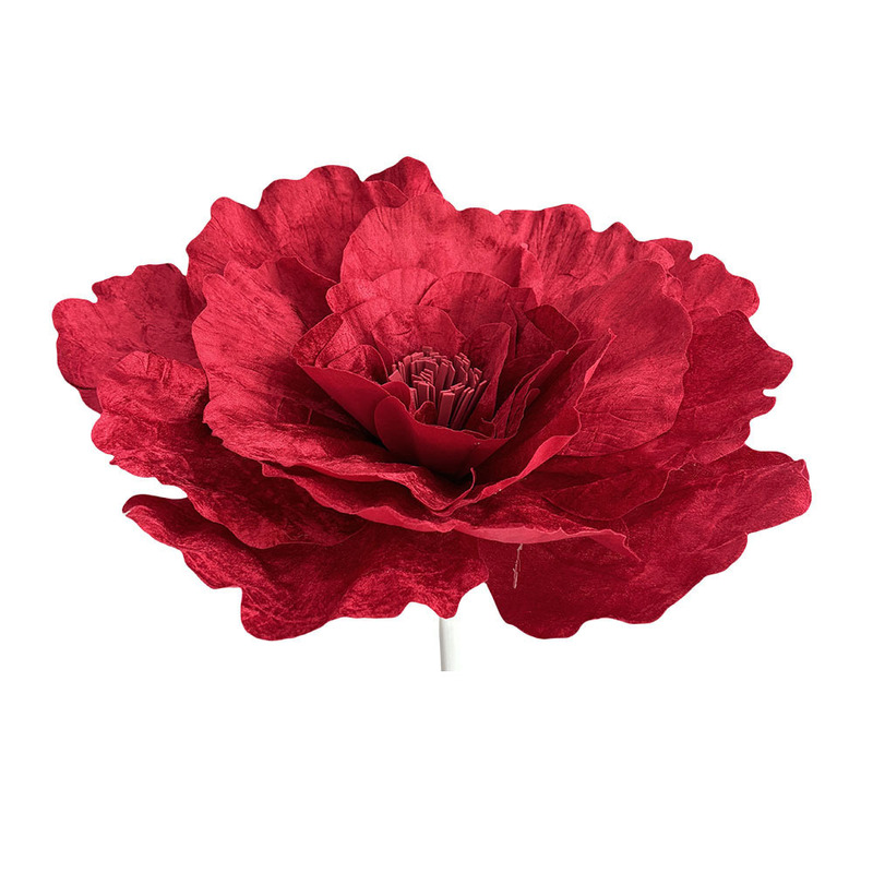 大規模なシミュレーションの絨毯の牡丹の花の結婚祝いの偽の花のショーウインドーは映画館を展示してワインの赤色の人工のバラの大きい花を撮影します。|undefined