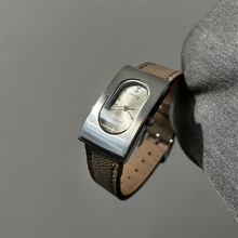 GoGoey中古长方形手表女款简约个性高级感百搭时装高档石英腕表女