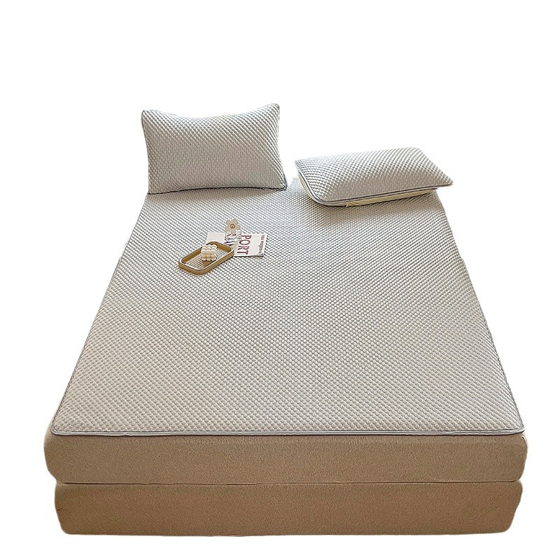 Juego de tres piezas de tapete de seda helada de frijoles de hielo de verano, tapete suave plegable lavable para el hogar, tapete de aire acondicionado individual, tapete de verano