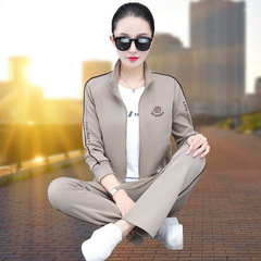 休闲运动套装女春秋2025秋装新款妈妈立领卫衣外套健身跑步三件套