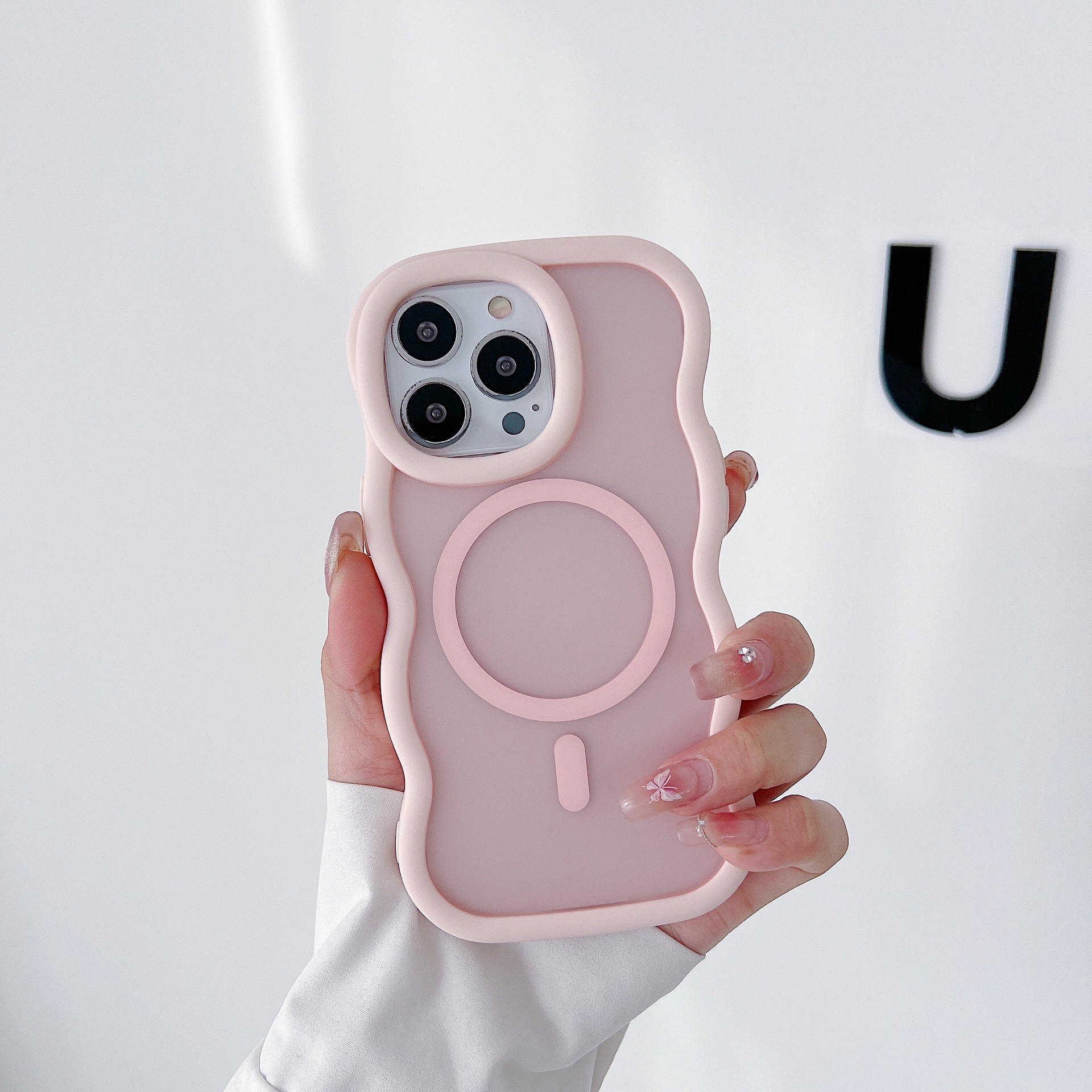 Magnetic Phone Case For Iphone 16 With Two-in-one Large Wave Design_voghion.com
