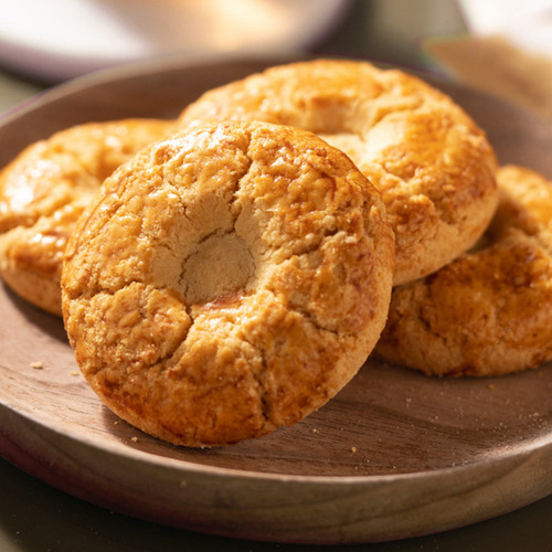 Domestic October 5th Cream Egg Roll 60g Pineapple Cake 120g Mini Walnut Cake 108g 48 boxes per box