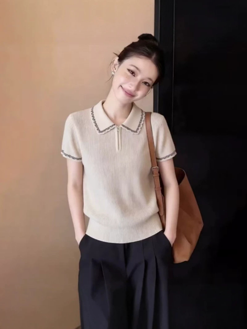 Áo thun dệt kim cổ lật phối khóa kéo viền hoa nữ tính — màu mơ