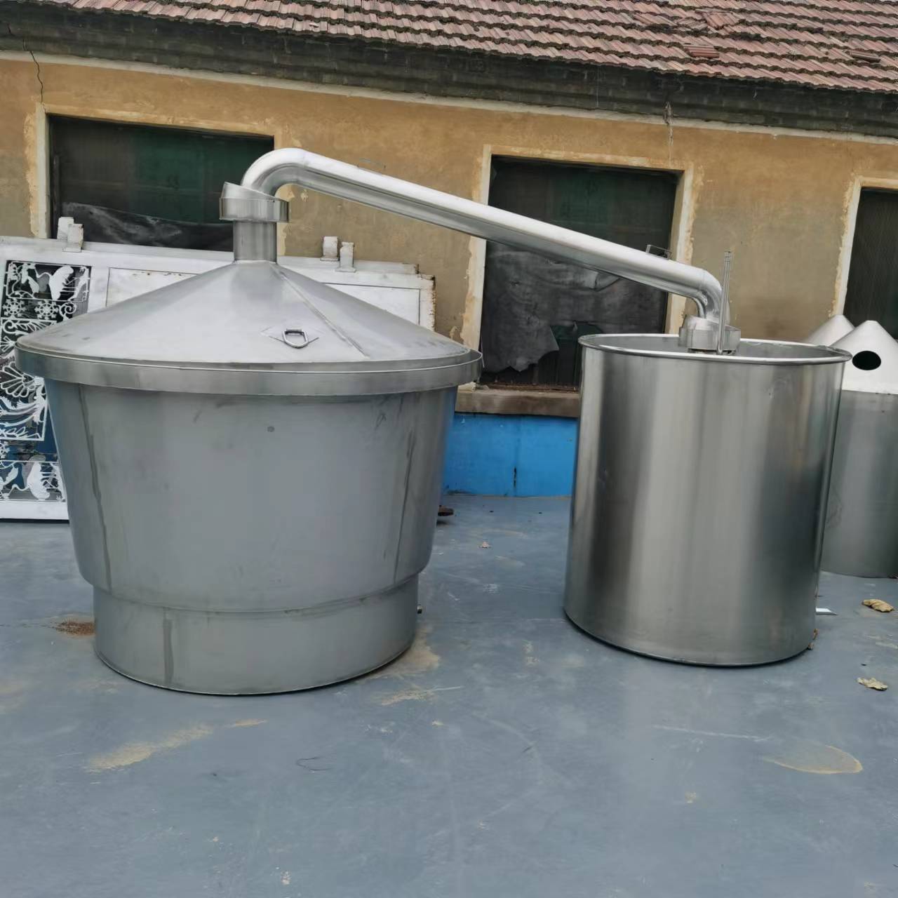 现货供应家庭作坊白酒酿酒设备200斤固态发酵传统烤酒器304不锈钢