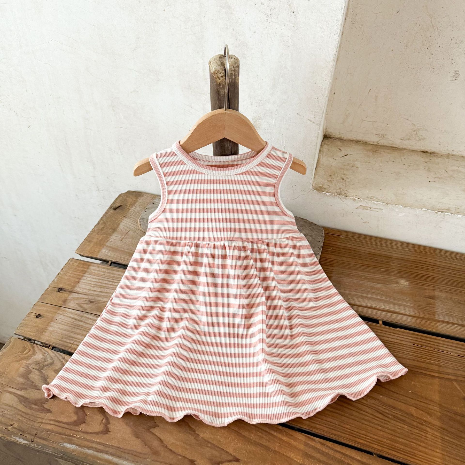 Ins niña bebé verano suave suelto lunares chaleco a rayas falda bebé bebé vestido transpirable de algodón puro