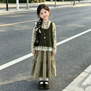 女童秋季套装2026新款中大儿童叠穿背心碎花长袖T恤半身裙三件套