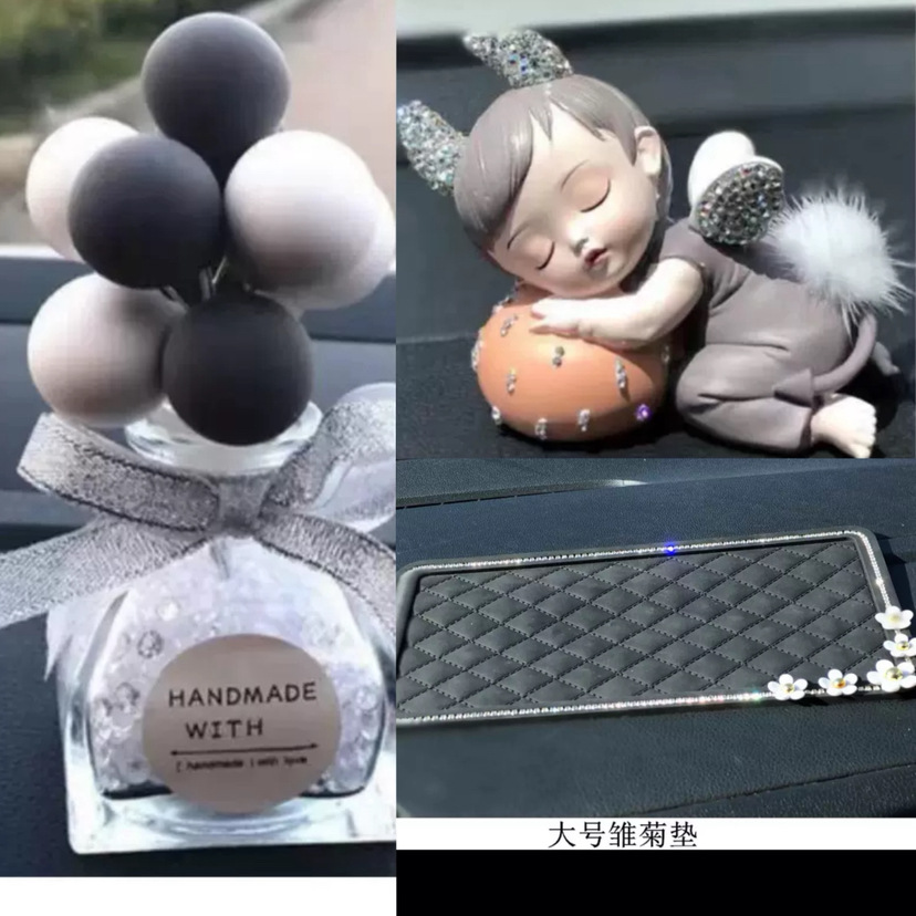 Adornos de automóviles Bola de diamantes de imitación Botella de aromaterapia Adornos de automóviles Consola central Decoración de automóviles Suministros internos de automóviles Net Red de plástico para mujeres