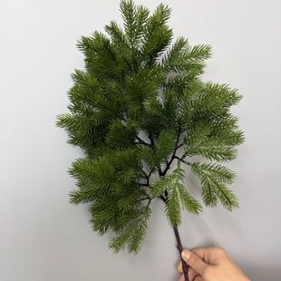 Manufacturer wholesale cross-border simulated pine branches PE cuttings Christmas tree green branches holiday decoration pine tree hanging ornaments