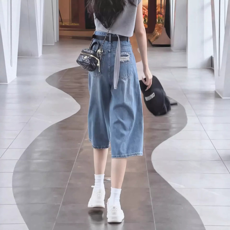 Vintage Blue Ripped Wide-Leg Denim Shorts for Women, Summer Thin Style, Plus Size, Flattering for Curvy Figures, Versatile High-Waisted Straight-Leg Capri Pants