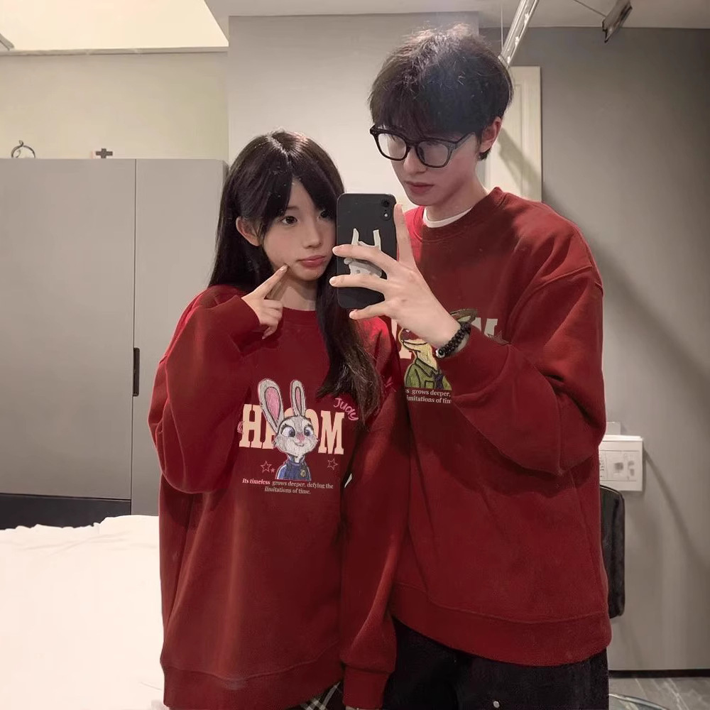 다른 커플 가을 겨울 미친 동물 도시 빨간 하이 엔드 신년 2024 신년 착용