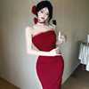 One shoulder mesh slim fitting dress with flower wrap buttocks and split chest dress