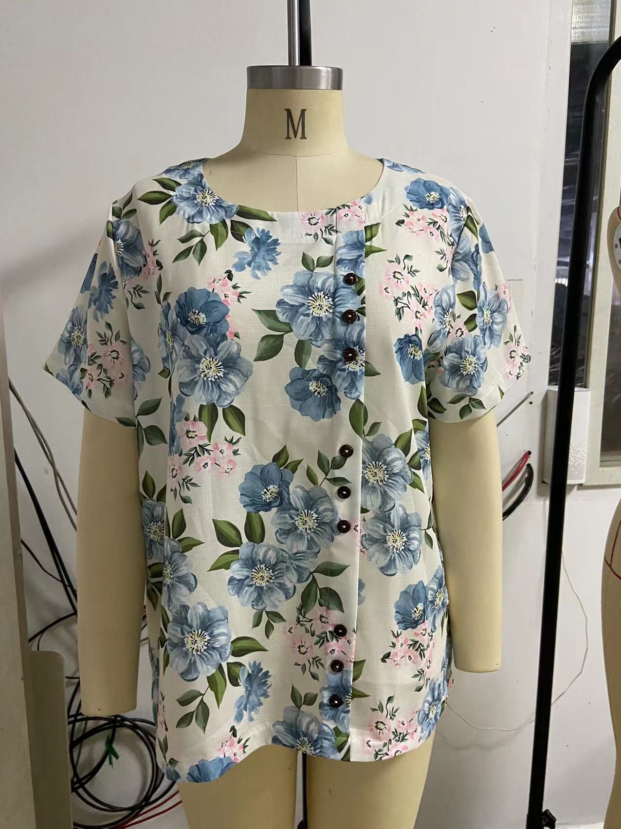 Title 16, Retro Fashion T-shirt voor dames met print, los...