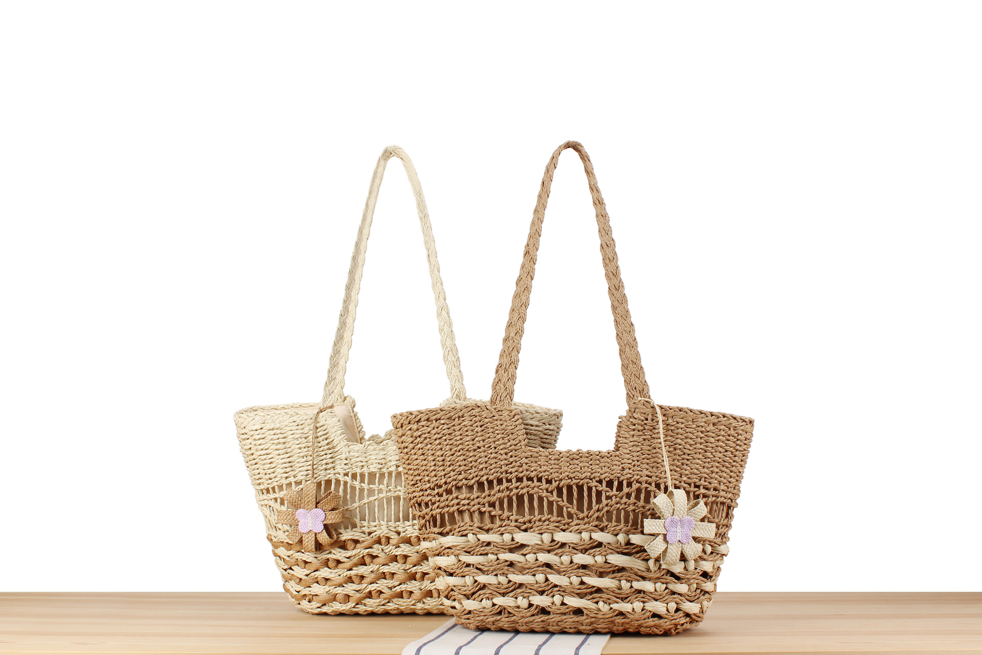 Women's Large Paper String Solid Color Vacation Beach Weave Zipper Straw Bag display picture 1