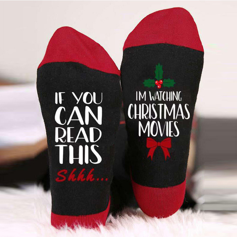 Calcetines navideños con letras de colores en contraste, estampado de muñeco de nieve, calcetines unisex de algodón con elementos navideños para comercio exterior.
