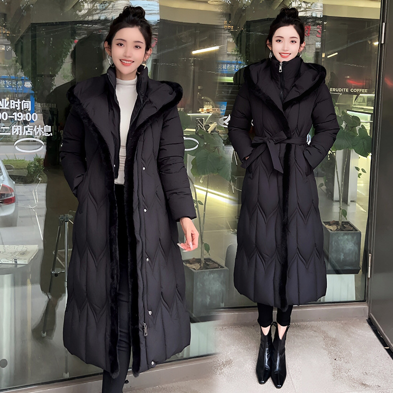 2025 ropa de algodón de moda larga nueva versión coreana sobre la rodilla L - 7XL ropa de algodón de mujer con capuzas de tamaño grande abrigo de moda