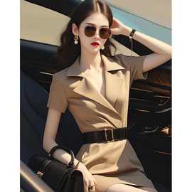 高端精致茶歇法式气质超好看正式场合卡其色连衣裙2024新款女夏季