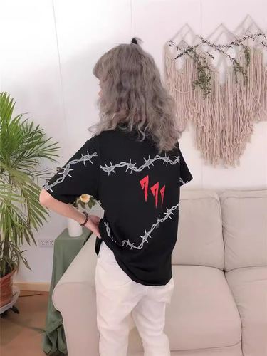 Summer thorn wire printed loose top for men and women's top trend hip-hop T-shirt round neck retro Harajuku