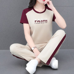 スポーツスーツ女性2025新型夏ゆるいカジュアルファッション綿質ママ半袖ズボンランニング2点セット