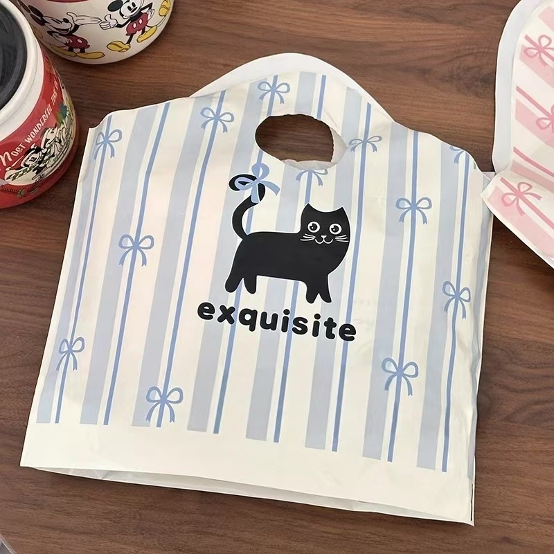 작은 파란 고양이;35*37*6