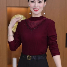 ��ɫ����ٽz�ӽq�Ӻ�����Ů�r�аٴ��F�������ꋌ���b��ů����