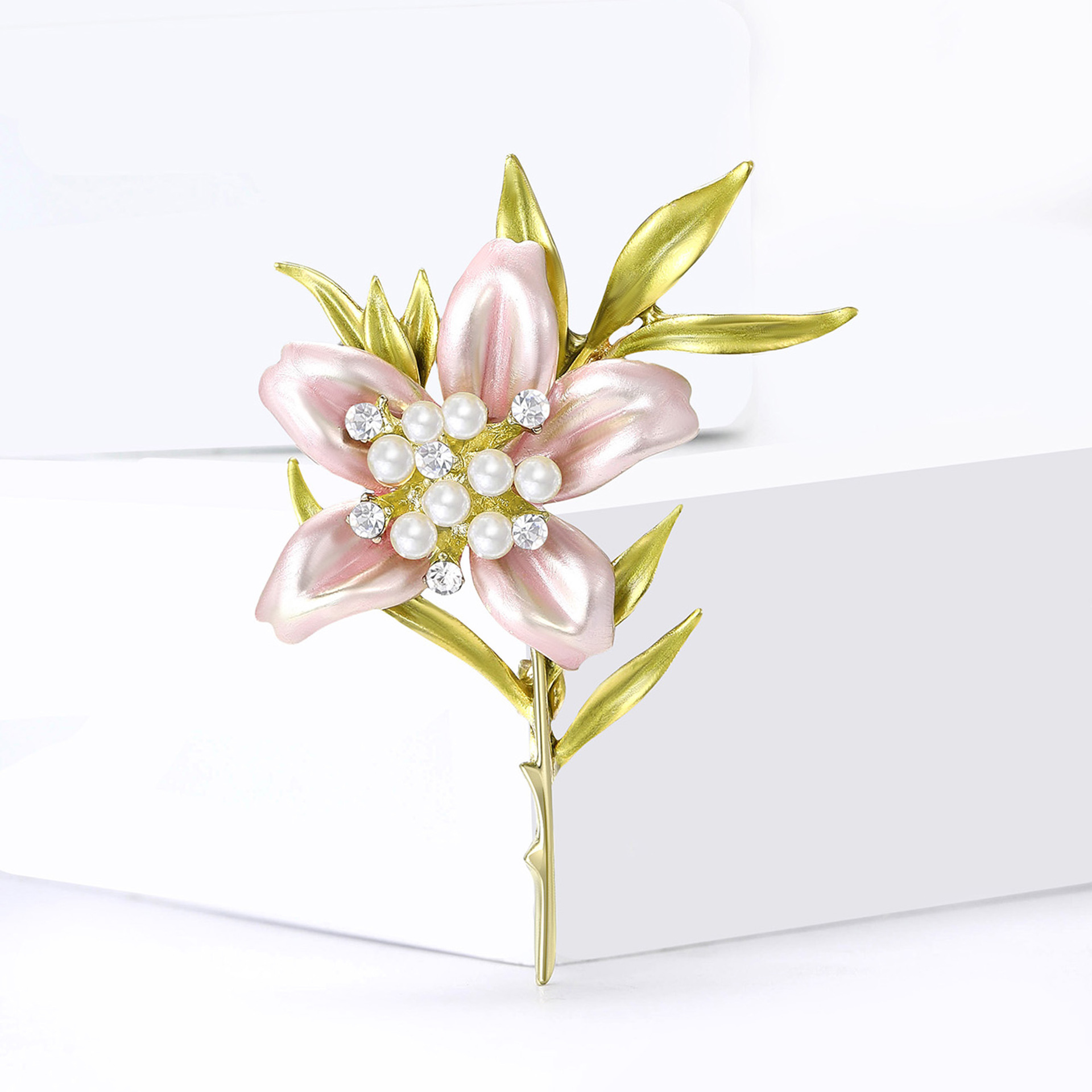 Light Luxury Diamond-Encrusted Pearl Enamel Lily Brooch, Forest Style Gentle and Fresh Floral Plant Brooch, Fashionable and Simple Clothing