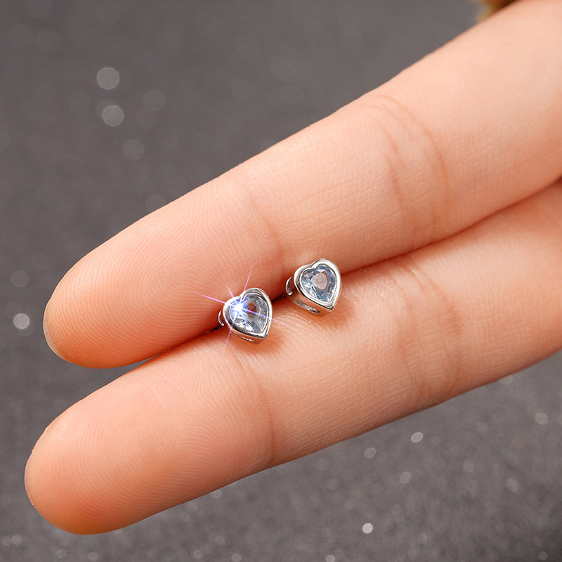 3g Weight Copper Ear Needle Material Ear Studs Classification 1 Pair Quantity Daily, Street Occasion Copper Material Heart Shape Pattern All Seasons Season Women's Gender Sweet Style 1 Pair Sweet Heart Shape Copper Ear Studs 15