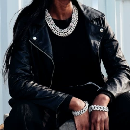 戒指;宝石工艺品;K金手饰