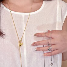 ��ɫ���J�����L����Ů��߼����p��С���ٴ����2025�¿�ë���