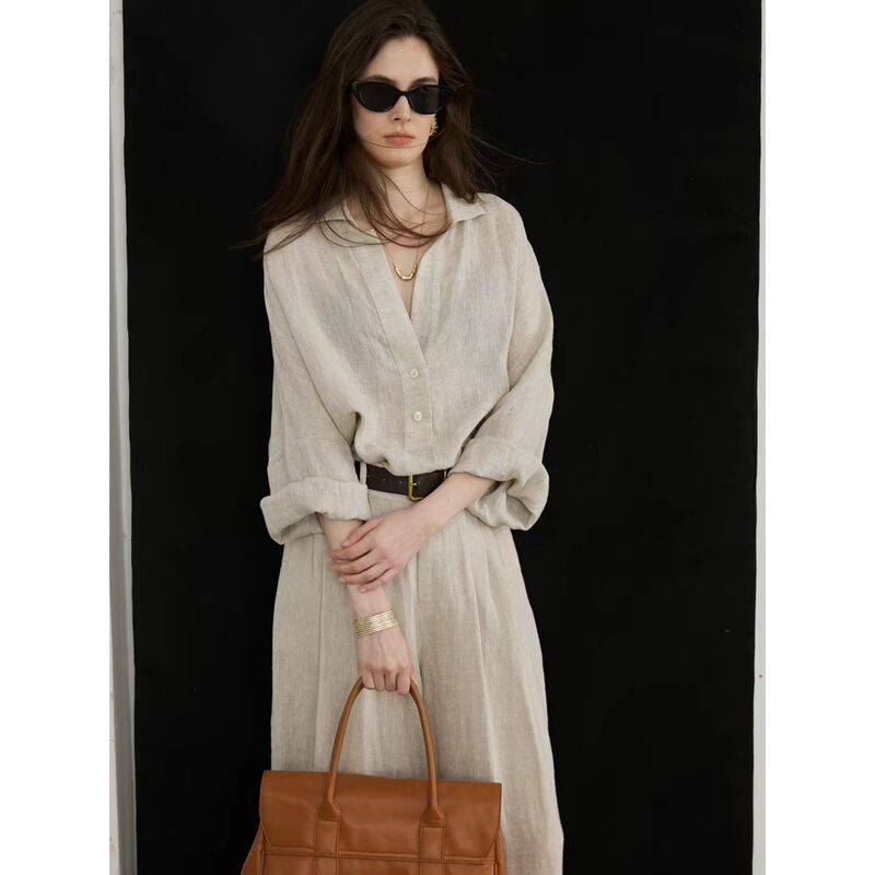 moofeel linen old money style long-sleeve shirt with a relaxed feel, bat sleeves, slightly sheer V-neck French top moofeel linen old money style long-sleeve shirt with a relaxed feel, bat sleeves, slightly sheer V-neck French top