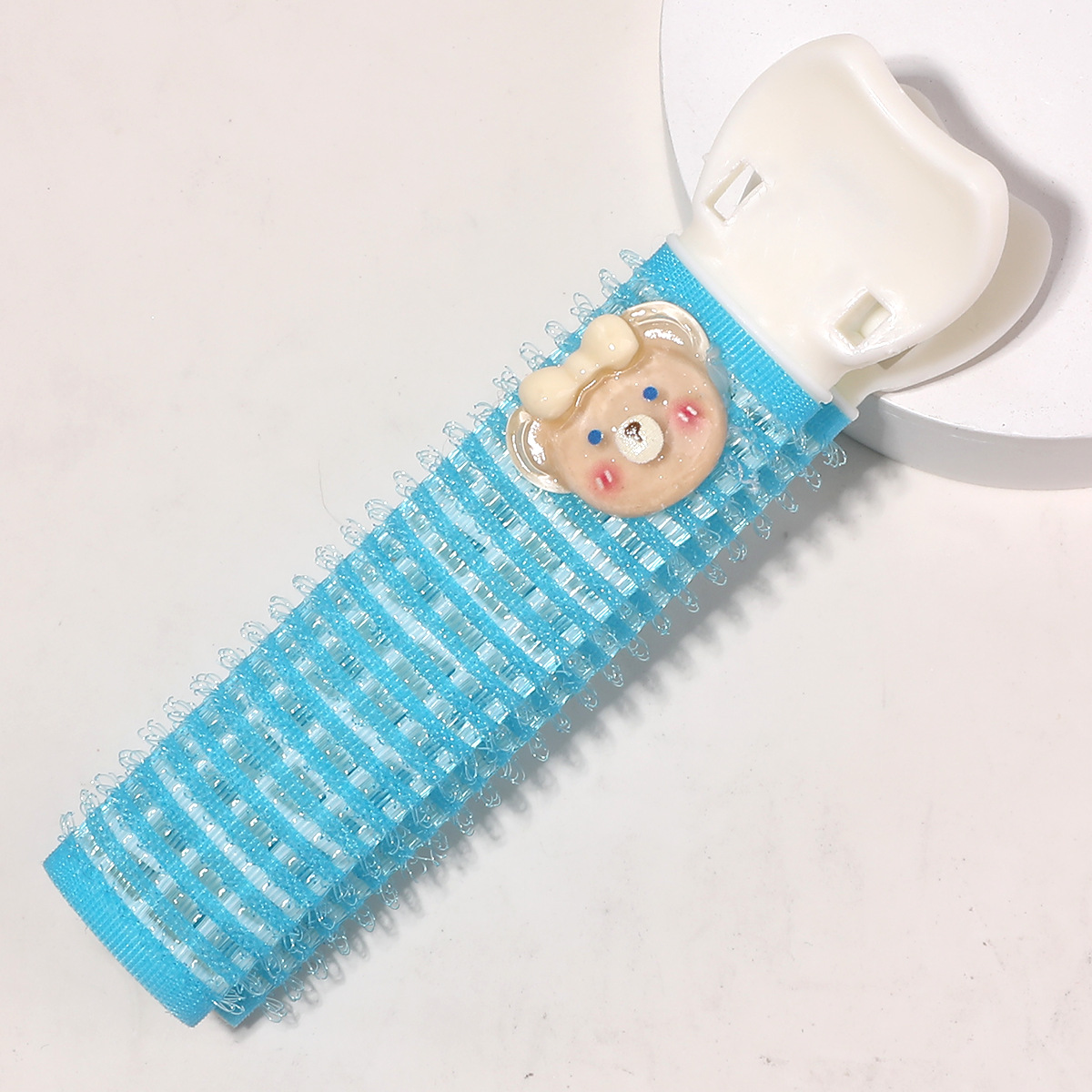 Cartoon blue bangs, adds volume