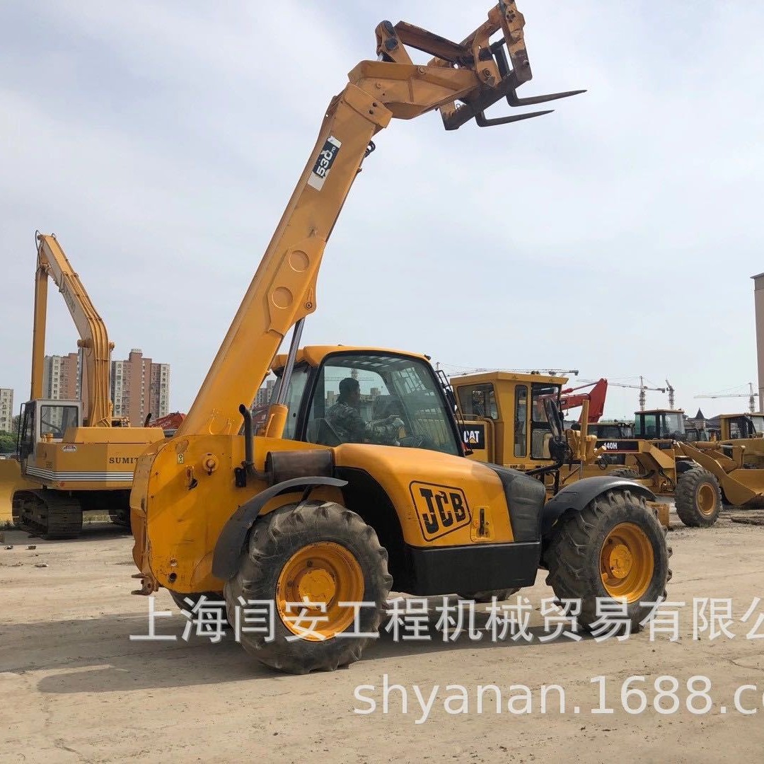 出售JCB530-70伸缩臂叉车一台 现机械我们即送机油机滤保养！