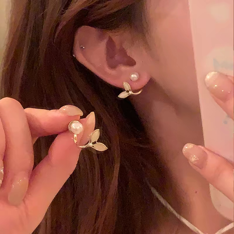 45# fishtail pearl rhinestone earrings