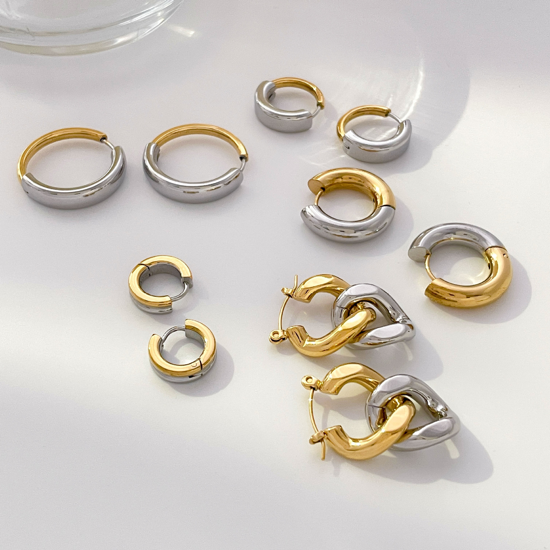 18g Weight Titanium Steel Ear Needle Material Earrings Classification 1 Piece Quantity Holiday, Daily Occasion Titanium Steel Material Geometric Pattern Women's Gender Casual, Simple Style Style 1 Piece Casual Simple Style Geometric Titanium Steel Earrings 无