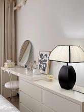 新中式鐵藝布藝方罩中古台燈現代簡約客廳書房卧室風格中式床頭燈