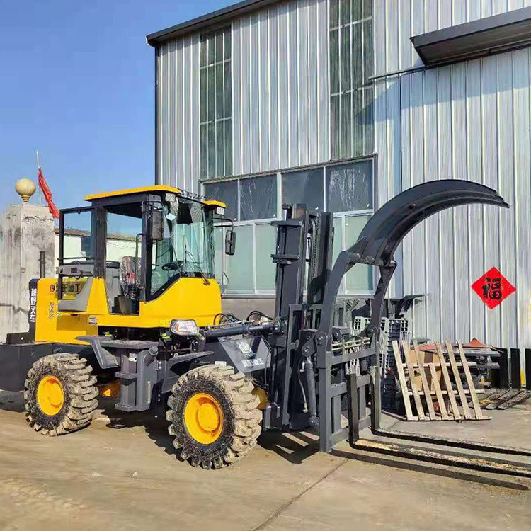 小型越野叉车内燃式柴油四驱越野设备工地砖厂搬运车机器批发