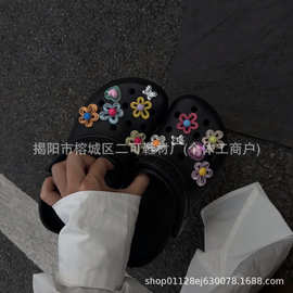 小红书同款多巴胺果冻花朵洞洞鞋鞋扣爱心银色蝴蝶鞋花不撞款爆款