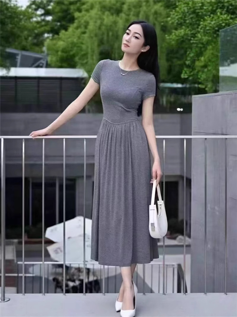 Váy đầm nữ dáng suông midi tay ngắn cổ tròn, kiểu dáng mùa hè mới — màu đen