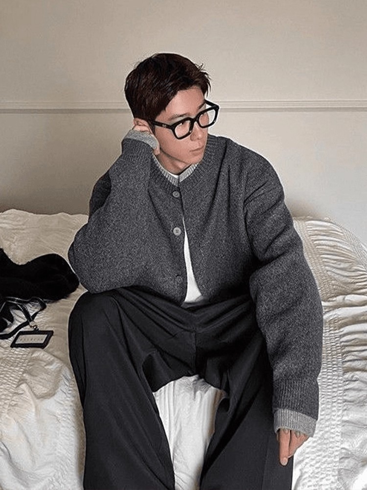 2026 Japanese Style New Men's Retro Round Neck Two-Piece Autumn Winter Loose Casual Knitted High-End Sweater_viptrois.com