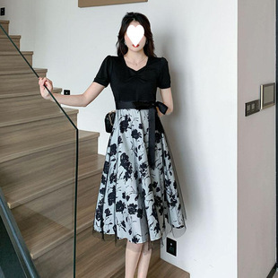 Fake Two-Piece Short-Sleeved Dress for Women in Summer, New Style, High-End, Age-Reducing, Fashionable, Waist-Slimming and Slimming Skirt