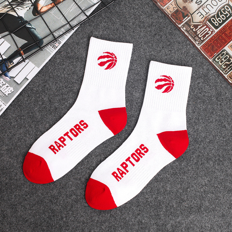 Calcetines de algodón para hombres a media pierna calcetines de baloncesto de la NBA de moda europea y americana logotipo del equipo estilo universitario estudiante calcetines deportivos hombres