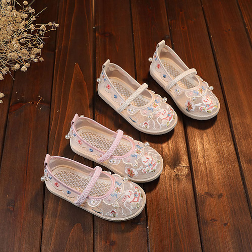 Hanfu embroidered shoes for girls, old Beijing cloth shoes, ethnic style ancient costume embroidery shoes with cowhide soles, children's dance shoes for kids