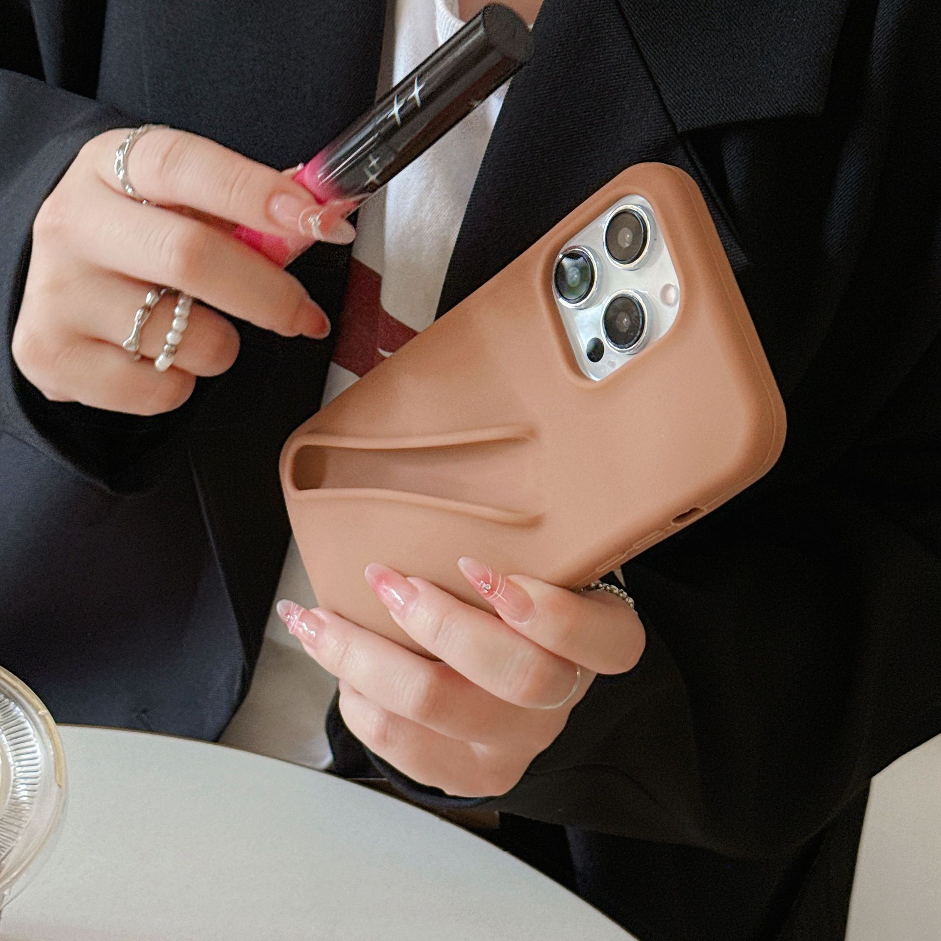 Silica Gel Solid Color Cute Sweet Phone Cases Phone Accessories display picture 6