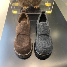 蝶澳2025秋冬新款圆头增高粗跟厚底毛毡绒面乐福鞋皮鞋松糕底女鞋