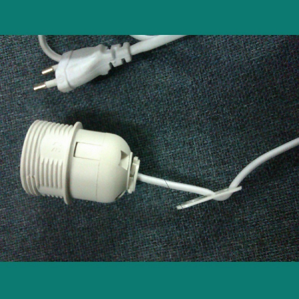 主要生产销售欧规圆插带303开关E27 灯头CCC VDE各款认证电源线材