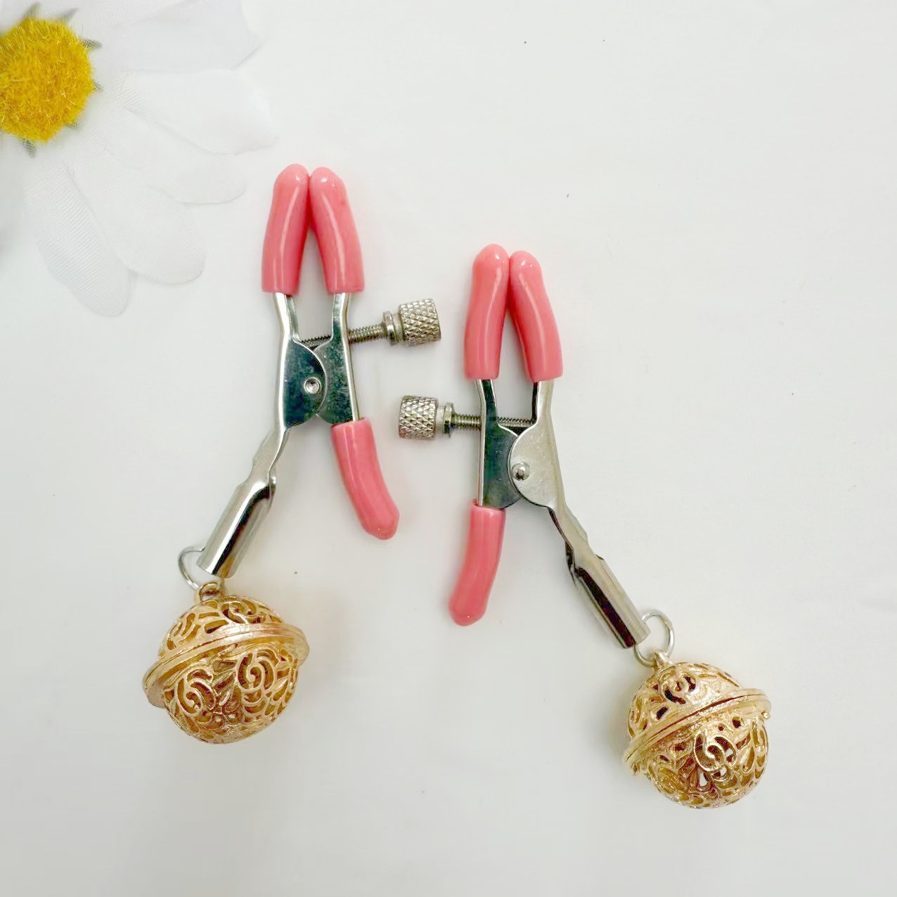 Nipple Clamps with Bell Pendant and Tassel, Red Silver Bell Design — detail image 3