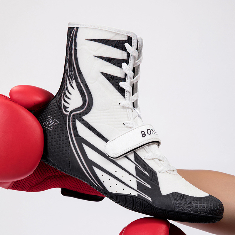 Direct from the manufacturer, new cross-border men's large-size indoor comprehensive training anti-slip wrestling shoes, lightweight and durable boxing shoes